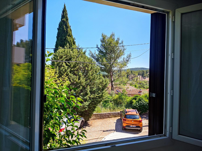 Others 4, Provencal-style apartment, Bouches-du-Rhône