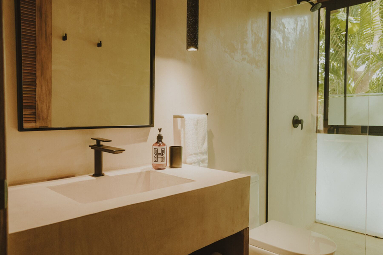 Bathroom 3, Las Haditas, Chiapa de Corzo