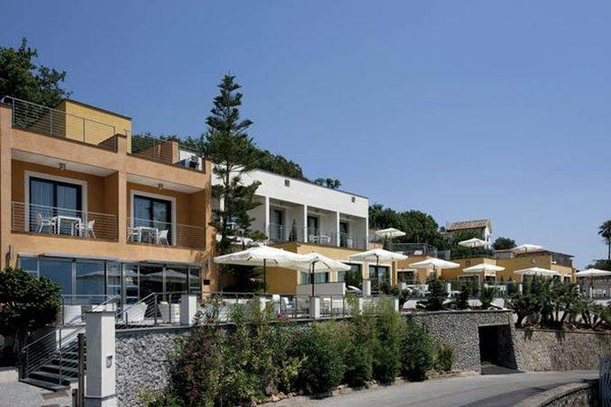 Exterior & Views 2, Relais Paradiso, Salerno
