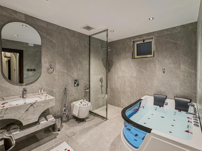 Bathroom 4, شقق ركاز Rakaz Apartments, Al Madinah Al Munawwarah