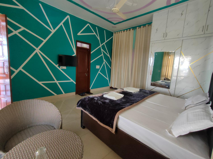 Bedroom 2, Laxmi Jawahar Homestay, Dehradun