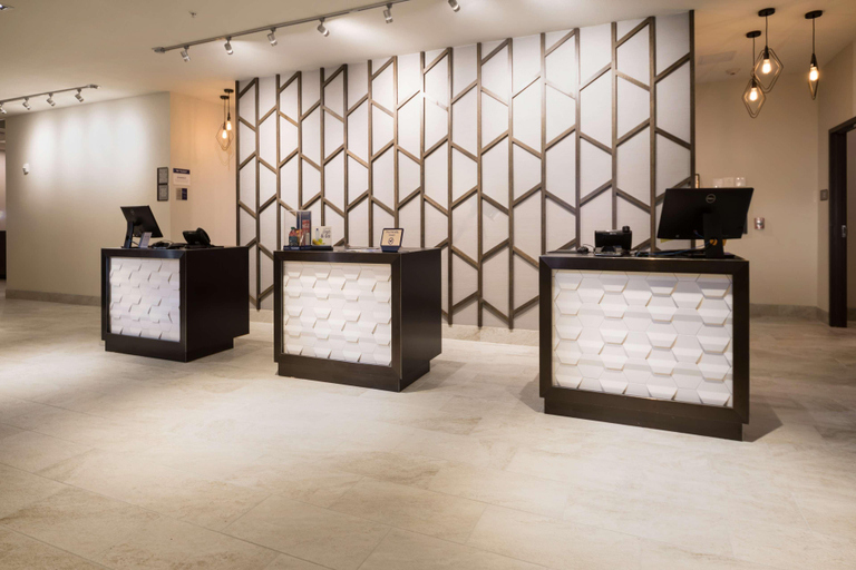 Public Area 2, Wingate by Wyndham Austin North, Travis