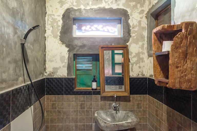 Bathroom 6
