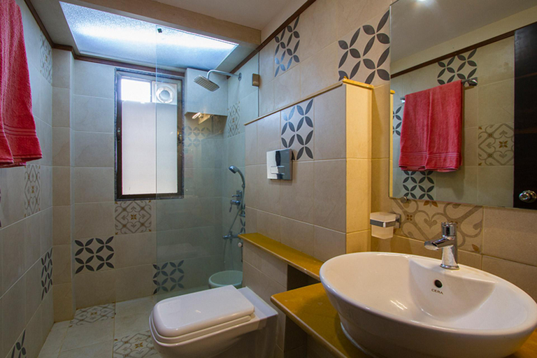 Bathroom 4, StayVista's B-24 Spring - Villa Amidst Greenery with Private Pool & Terrace, Palghar