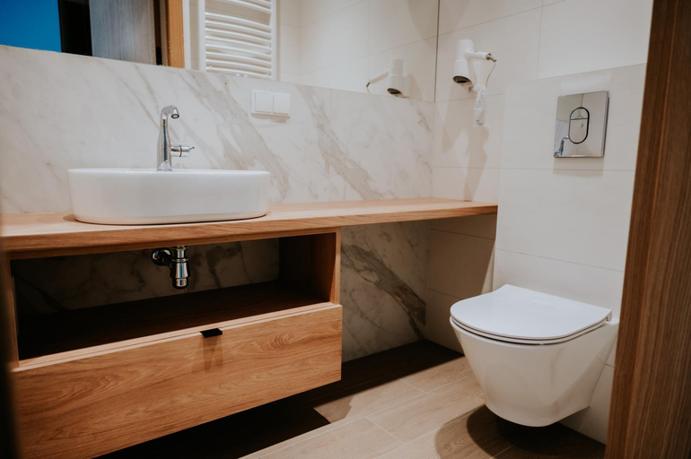 Bathroom 2, Kwatera w Lesniczowce Czarne, Starogard