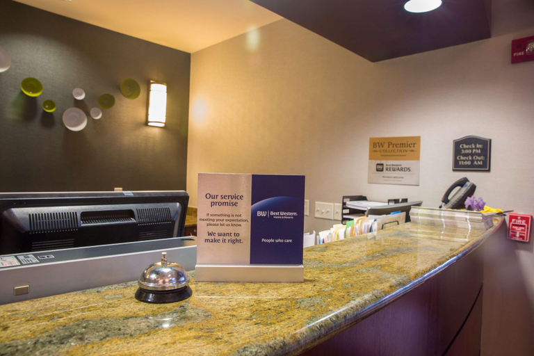 Public Area 5, Parke Regency Hotel & Conf Ctr., BW Signature Coll, McLean