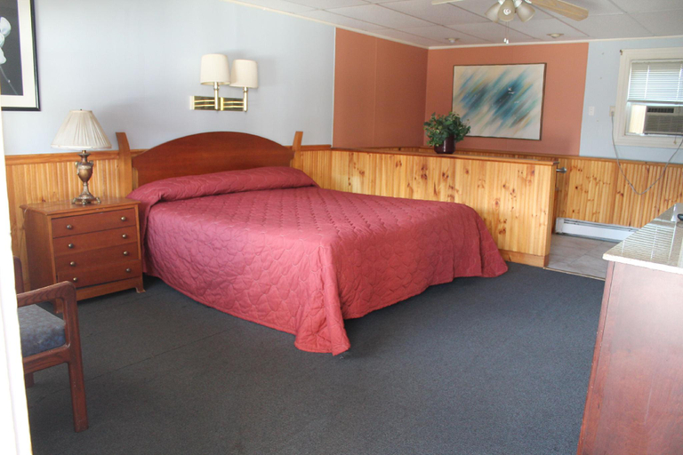 Bedroom 9