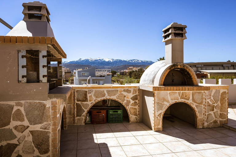 Exterior view 4, Kaliopi's Apartments, Crete