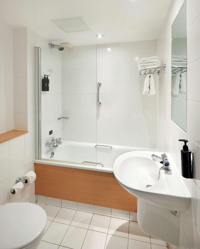 Bathroom 5, Village Hotel Hull, Kingston upon Hull