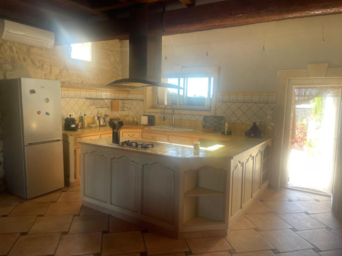 Others 3, Chambres privees dans Maison en Provence, Bouches-du-Rhône