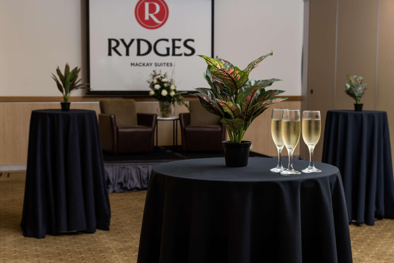 Food & Drinks 4, Rydges Mackay Suites, Mackay - Pt A