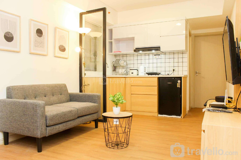 Others 5, Comfort 2BR at Meikarta Apartment By Travelio, Cikarang