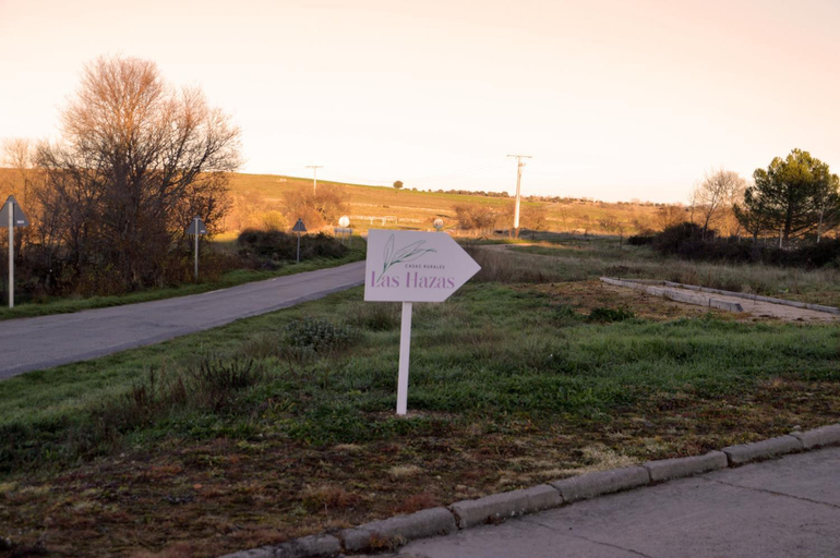 Others 5, Casas Las Hazas, Segovia