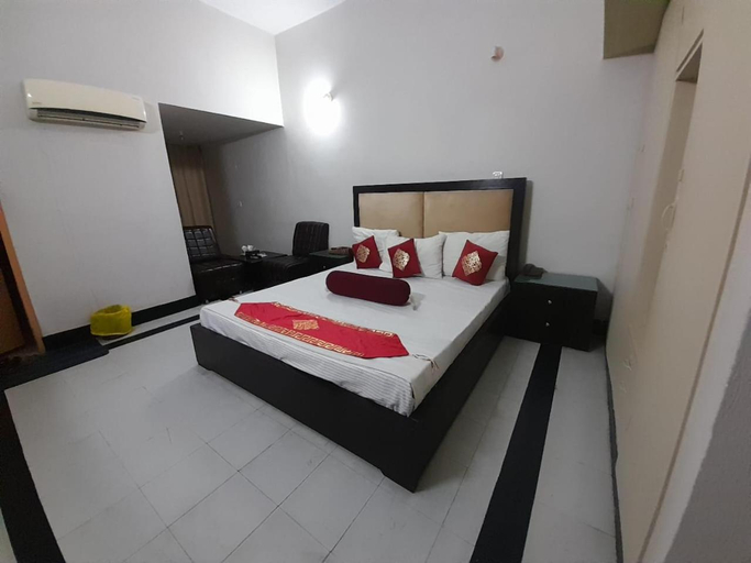 Others 5, Hotel Royal Rose, Lahore