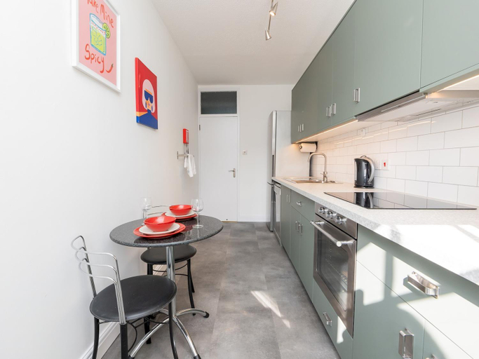 Others 5, Bright modern one bed apartment - Bath city centre - Pass the Keys, Bath and North East Somerset