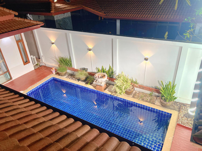Swimming pool 5, Gusvana Pool Villa, Pattaya