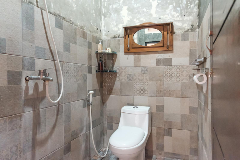 Bathroom 9