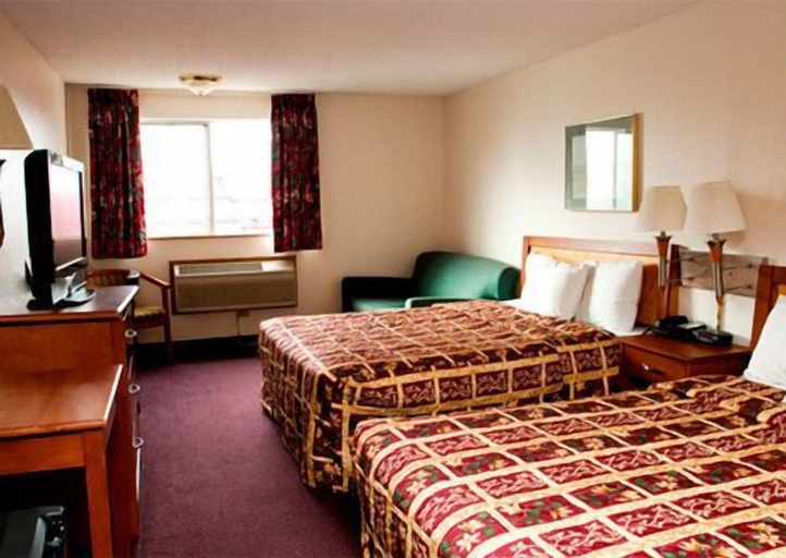 Bedroom 3, Tacoma Port Inn Fife I-5, Pierce