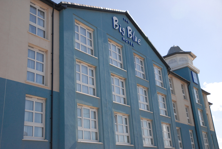 Exterior & Views 1, The Big Blue Hotel, Lancashire
