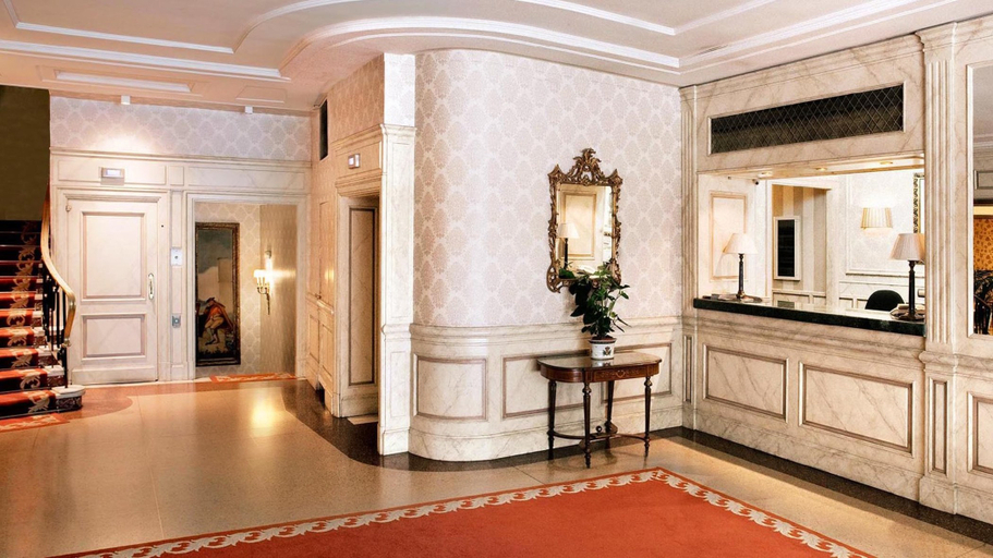 Public Area 3, Hotel Principe Pio, Madrid