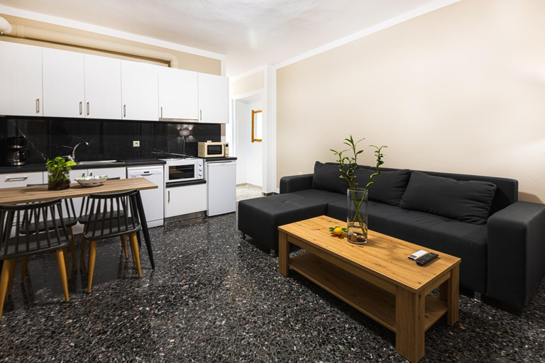 Kitchen 5, Kaliopi's Apartments, Crete