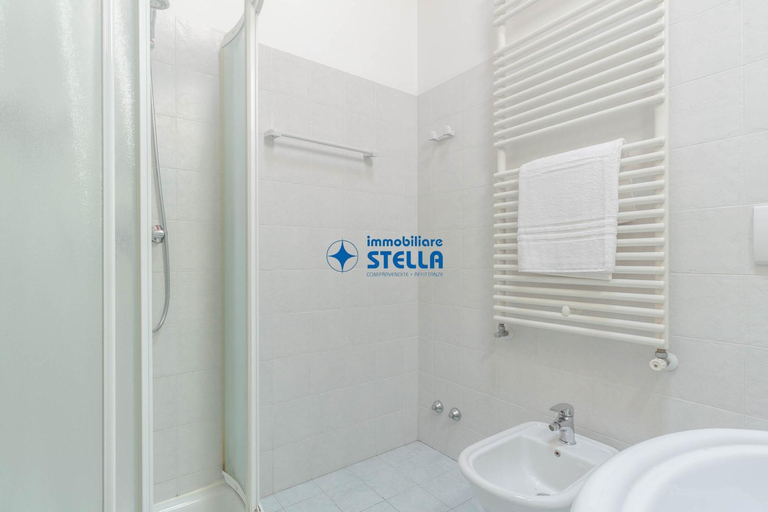 Shower, Ville Martellozzo, Venezia