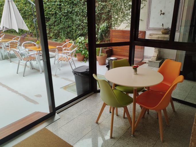 Others 3, Hostal "La Terrassa", Barcelona