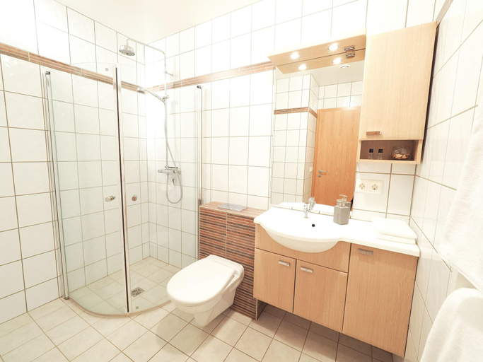 Bathroom 4, Hotel Laxarbakki, Skilmannahreppur