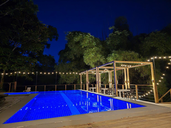 Others 5, Bamboo Pool and Lodge, Bocas del Toro