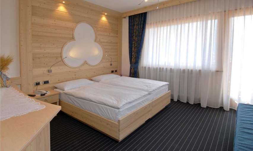 Bedroom 2, Hotel Flora Alpina, Trento