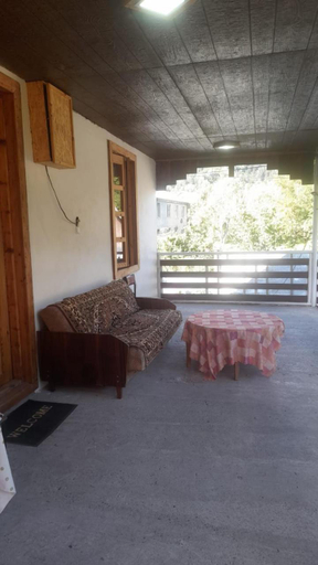 Others 3, Guesthouse ''Kavkasioni'', Oni