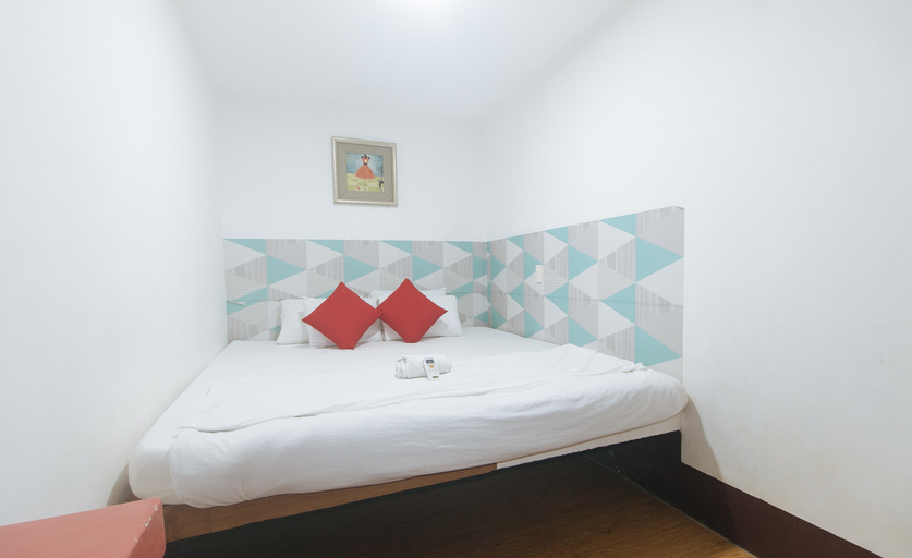 Bedroom 2, Max Travellers Inn by RedDoorz, Lapu-Lapu City