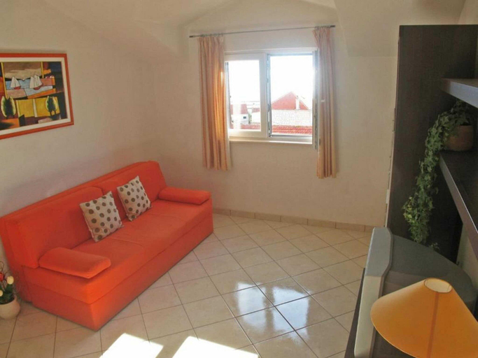 Others 4, Apartment in Bol with balcony, Bol