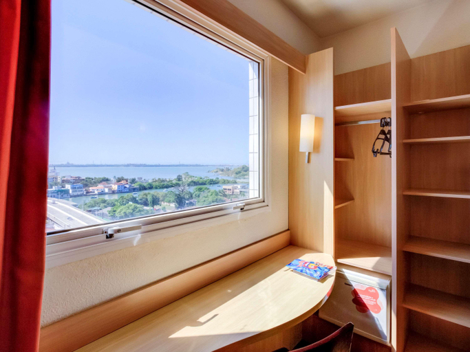Bedroom 3, Ibis Vitoria Praia do Canto, Vitoria