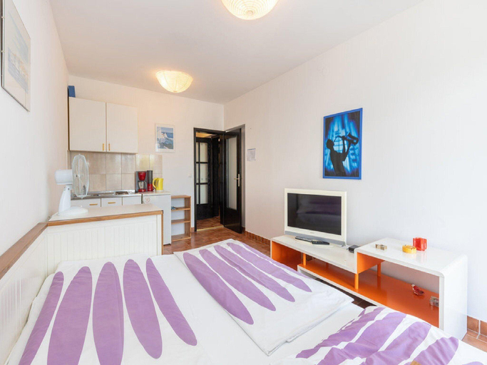 Bedroom, Apartments Ilija Njavro - Studio Apartment with Balcony, Crikvenica