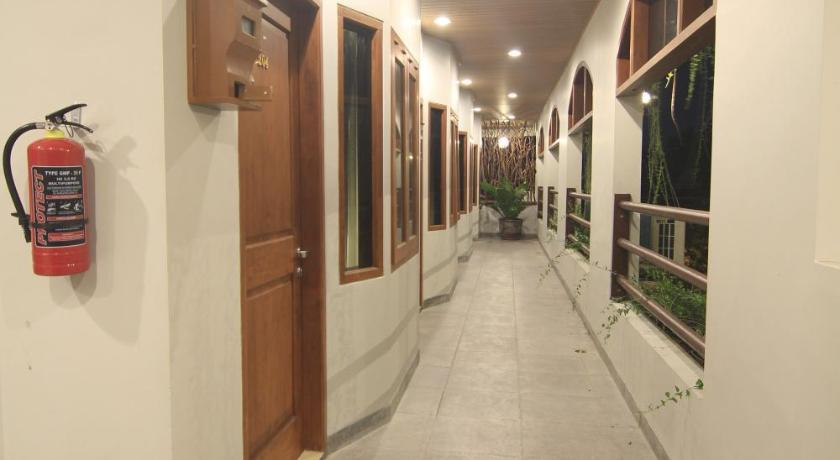 Others 5, The Garden Suites New, Solo