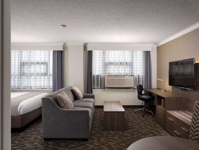 Bedroom 2, Best Western Plus Carlton Plaza Hotel, Capital