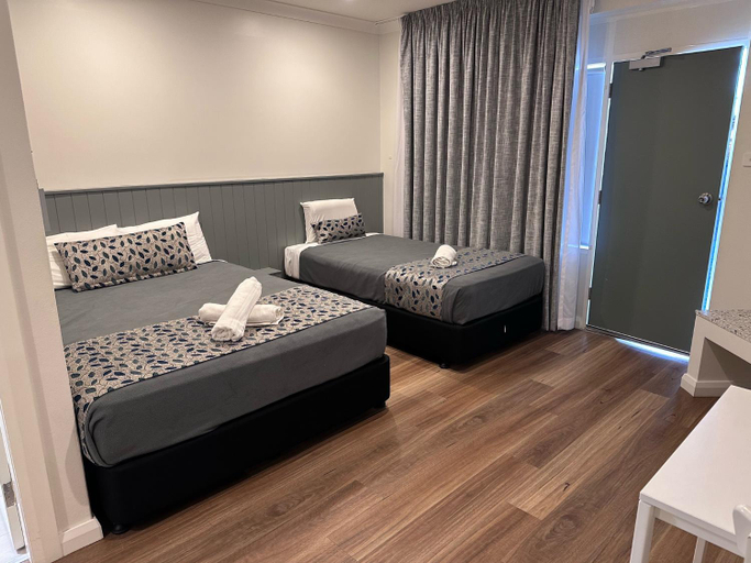 Bedroom 11