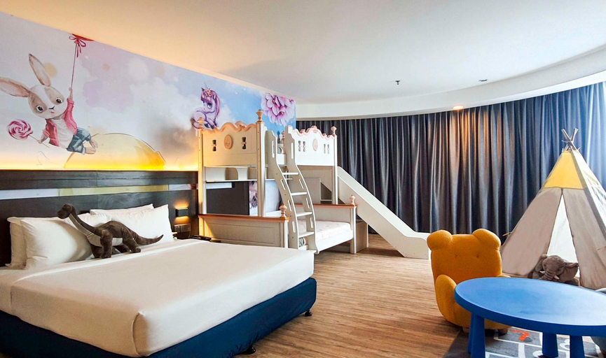 Bedroom 30
