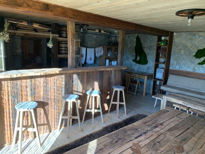 Others 4, Holiday Home Jela, Gospić