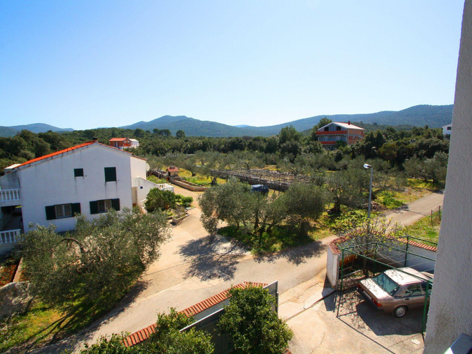 Others 2, Studio apartment with terrace in Drace, Janjina