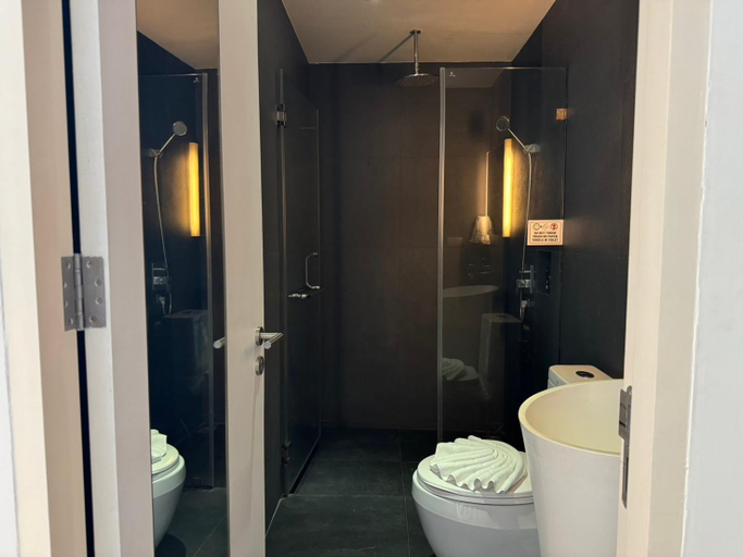 Bathroom 5