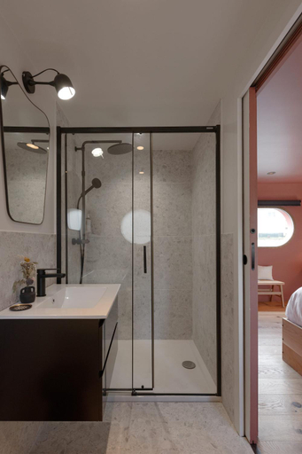 Bathroom 5, LA PENICHE Bed & Bicycle - Aigues Mortes, Gard