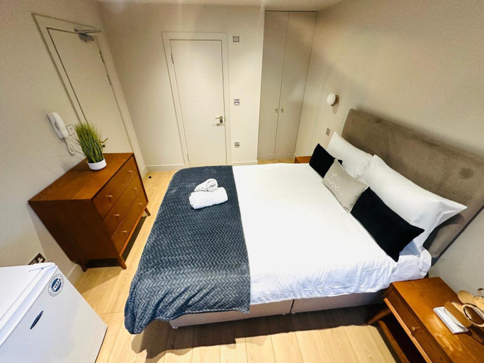 Others 4, Luxury Central London flats, convenient for tourists, London