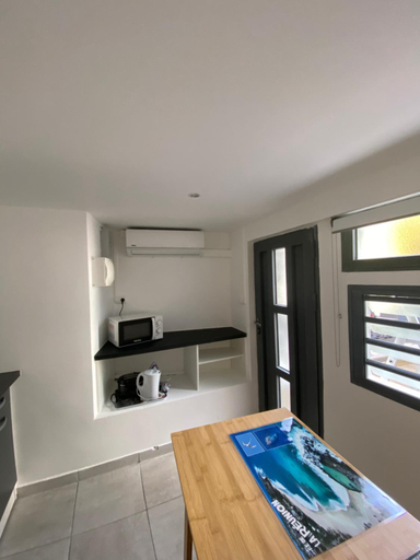 Others 2, Les roches noires residence, Saint-Paul