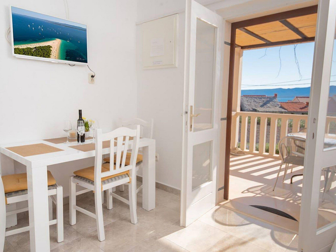 Others 5, Apartments Magdalena - Standard Apartment with Terrace and Sea View A2, Bol