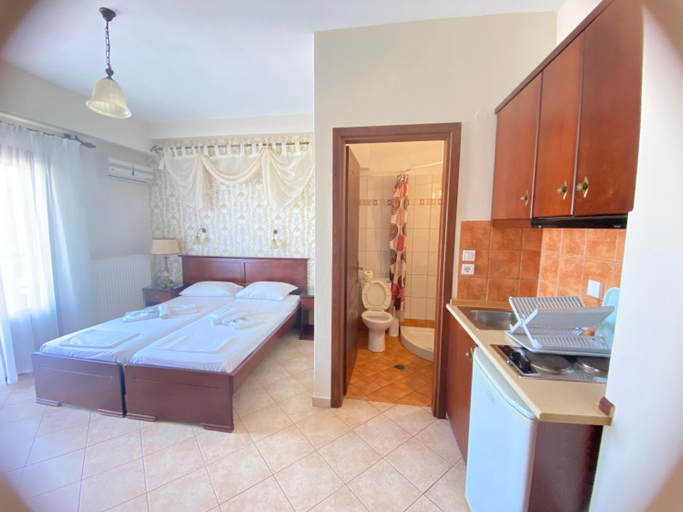 Others 3, Hotel Hera, East Macedonia and Thrace