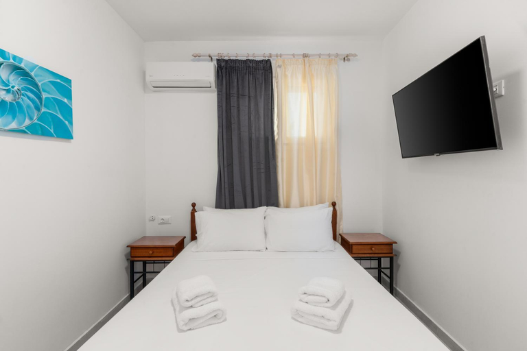 Bedroom 2, The Dandy Horizon, Epirus