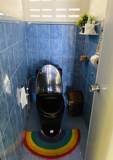 Bathroom 3, Banthai Guesthouse, Muang Phetchaburi