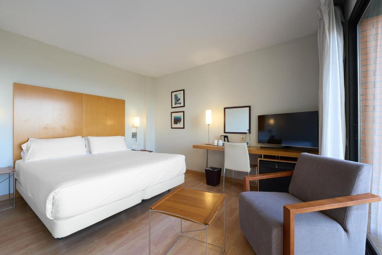 Bedroom 2, Catalonia Barcelona Beach, Barcelona
